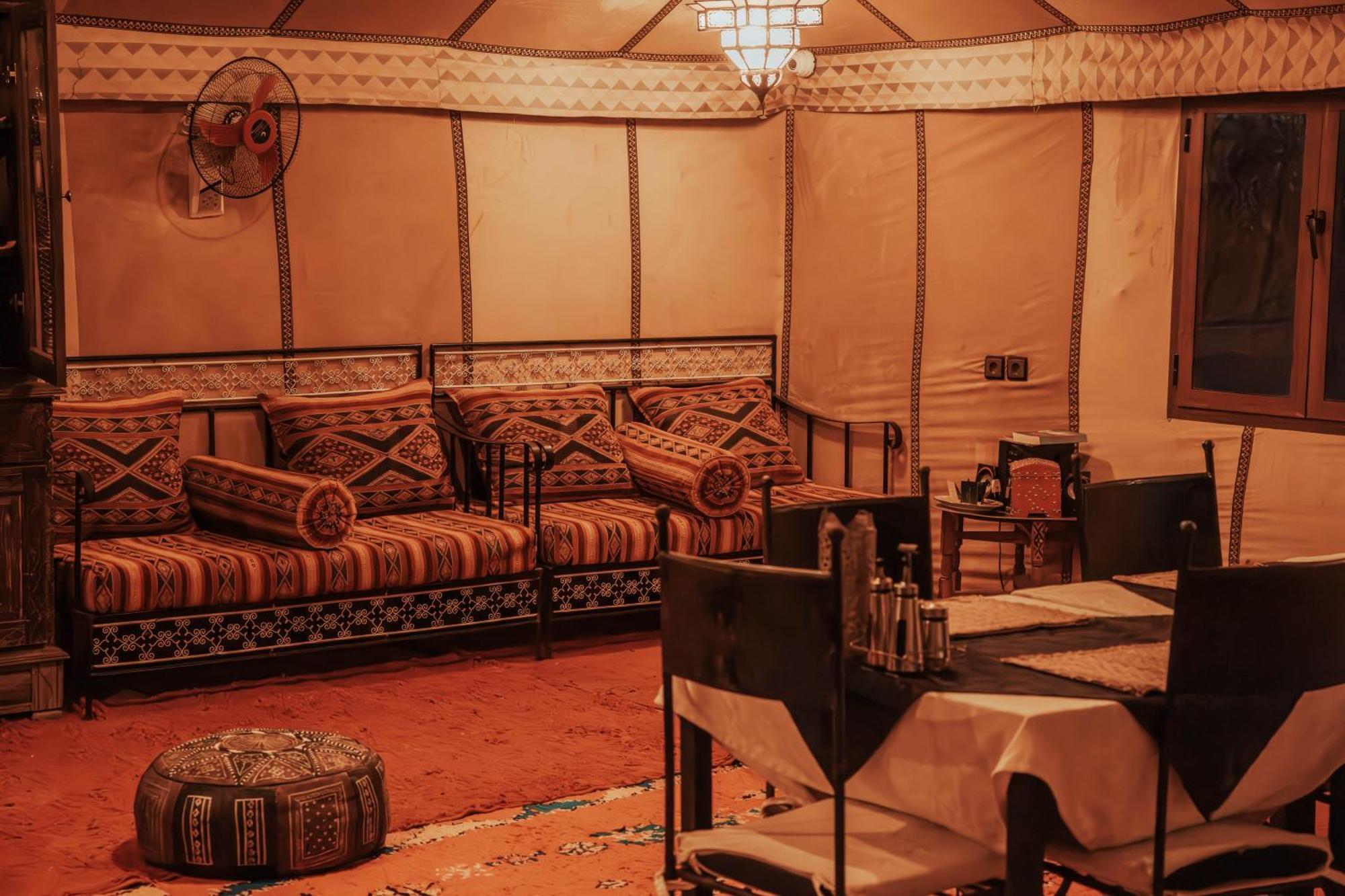 Merzouga Moonlight Desert Camp Exteriör bild